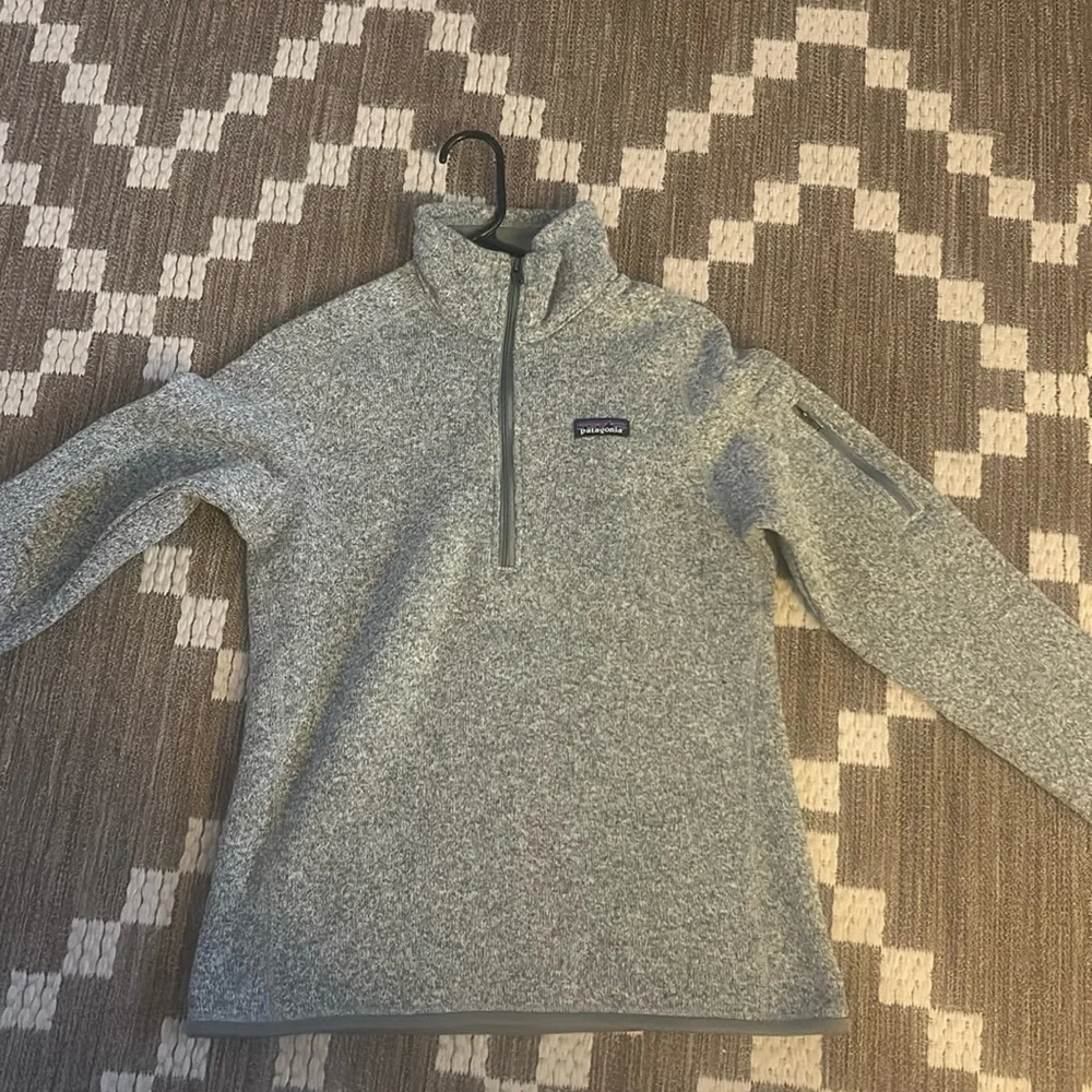 Patagonia Gray Women's Sweater - Picture 1 of 4
